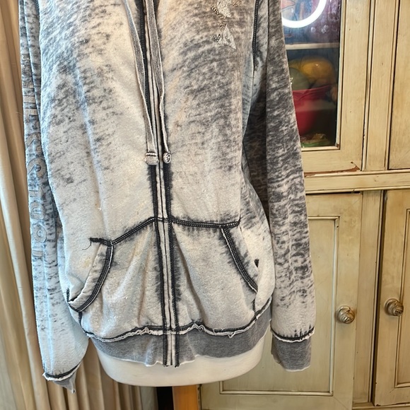 Guess 1981 Hoodir - Picture 2 of 9